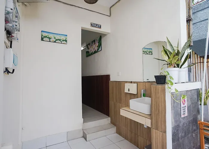 Garden Bali Dwipa Hotel, 2*