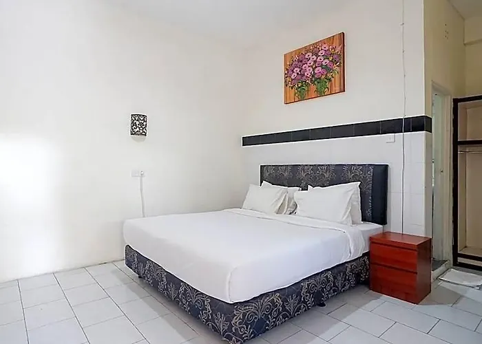 Garden Bali Dwipa Hotel, 2*