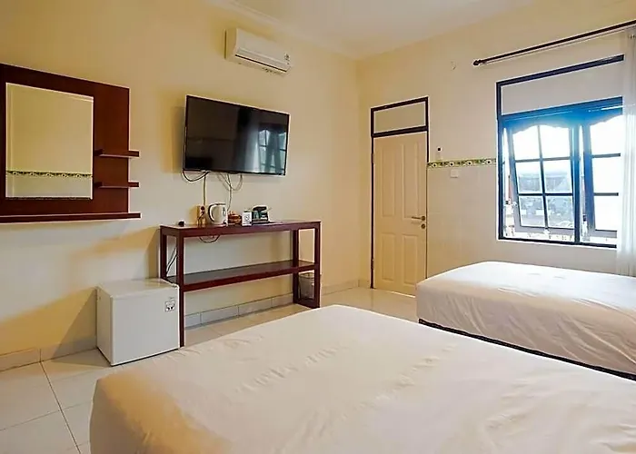 Garden Bali Dwipa Hotel, 2*