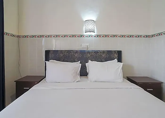 Hotel Garden Bali Dwipa Hotel, 2*